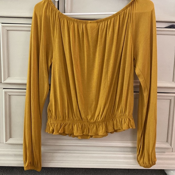 H&M golden button up cinch waist top size XS EUC - Picture 4 of 4